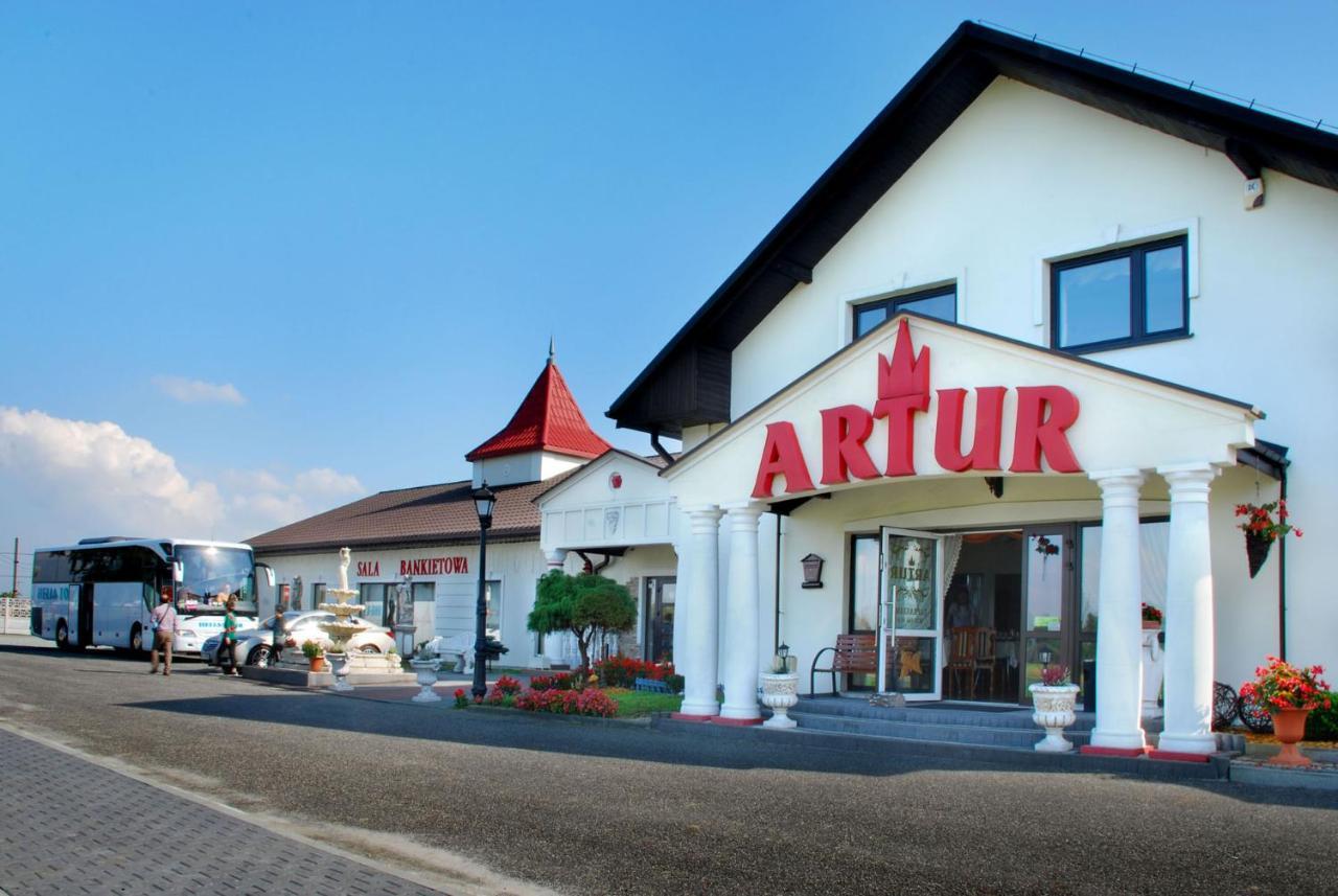 Hotel Artur Oswiecim Exterior photo