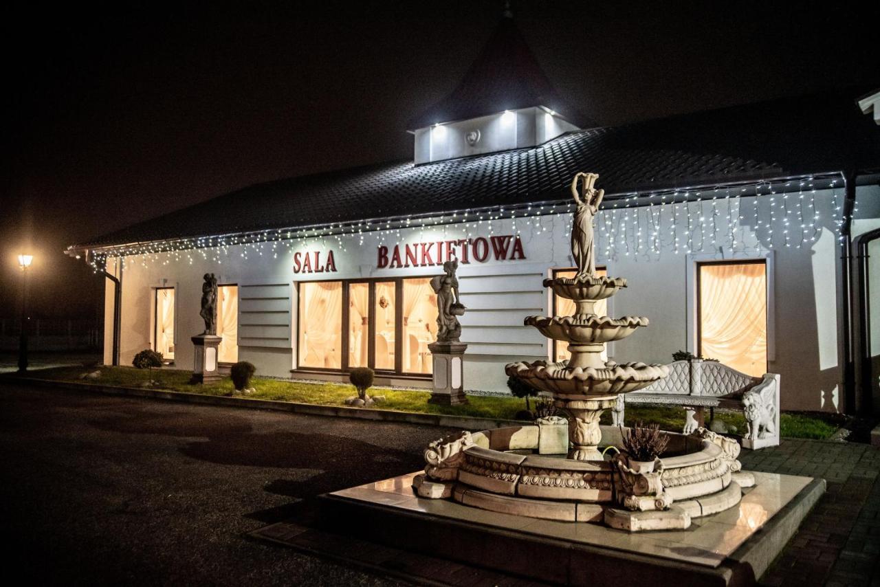 Hotel Artur Oswiecim Exterior photo