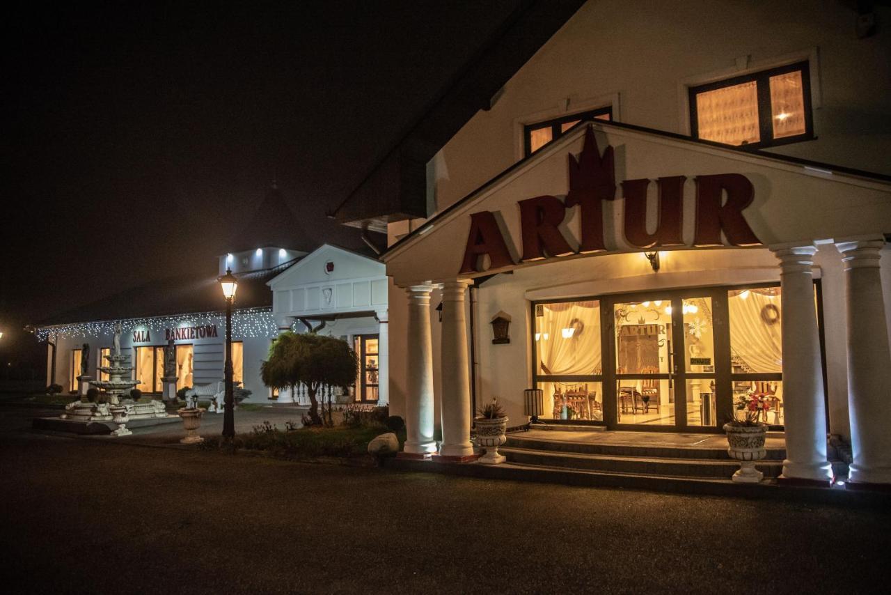Hotel Artur Oswiecim Exterior photo